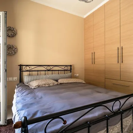 Port Apartment